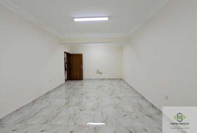 908499 - Property Image 2