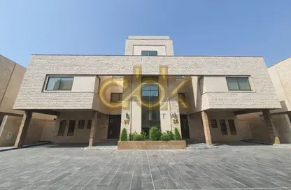 فيلا - 4 غرف نوم - 6 حمامات للايجار في المعمورة - المعمورة - الدوحة