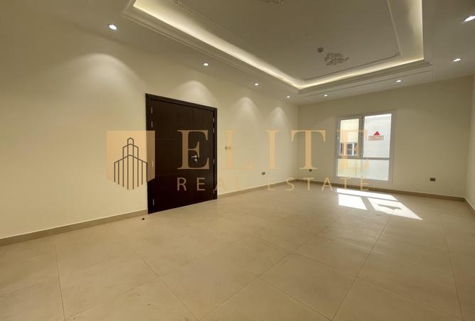937277 - Property Main Image