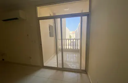 Apartment - 3 Bedrooms - 3 Bathrooms for rent in Al Kinana Street - Al Mirqab - Doha