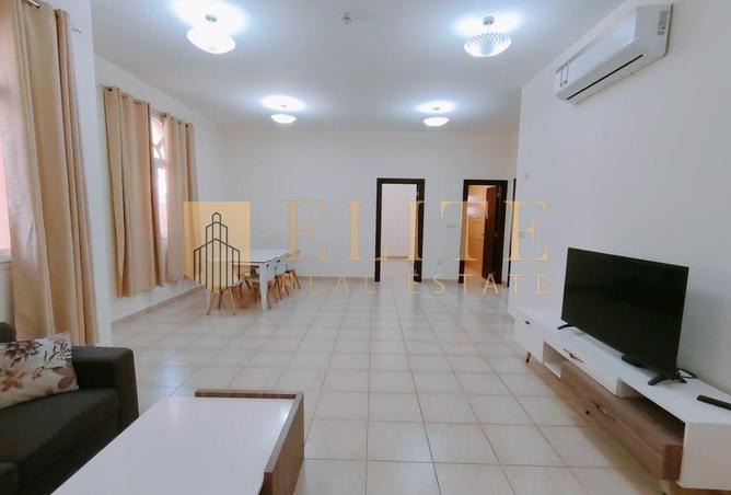 998428 - Property Image 2