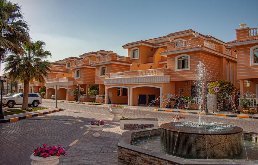 Villa for Rent in Bu Hamour Street Villa 4br Alfardan Gardens 8/No