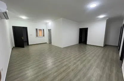 Apartment - 3 Bedrooms - 3 Bathrooms for rent in Al Keesa Gate - Al Kheesa - Umm Salal Mohammed