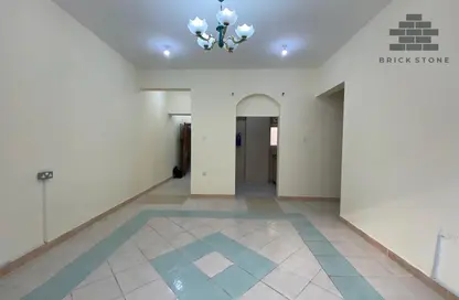 Apartment - 2 Bedrooms - 2 Bathrooms for rent in Al Mansoura - Al Mansoura - Doha