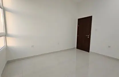 Apartment - 3 Bedrooms - 3 Bathrooms for rent in Al Waab - Doha