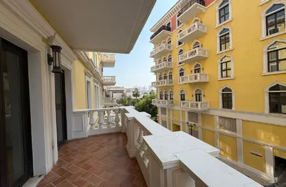 Apartment - 1 Bedroom - 2 Bathrooms for rent in Carnaval - Qanat Quartier - The Pearl Island - Doha