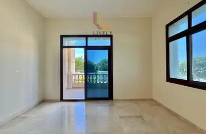 شقة - 2 غرف نوم - 3 حمامات للايجار في فوكس هيلز اي 13 - فوكس هيلز - الوسيل