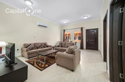 شقة - 2 غرف نوم - 2 حمامات للايجار في جنوب مويثر - منطقة مويثر - الدوحة
