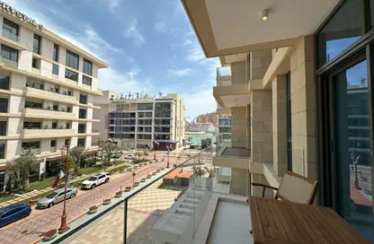 Apartment - 1 Bedroom - 2 Bathrooms for rent in Gewan Island - The Pearl Island - Doha