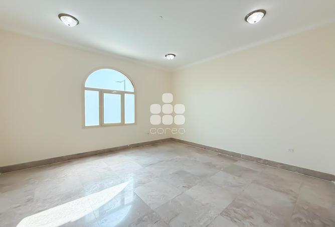 931826 - Property Image 3