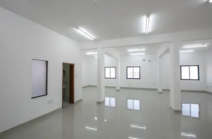 Apartment - Studio - 1 Bathroom for rent in Umm Ghwailina Comm - Umm Ghuwalina - Umm Ghuwailina - Doha