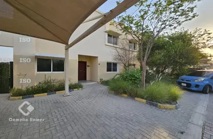 مجمع سكني - 3 غرف نوم - 3 حمامات للايجار في سوق الغرافة - الغرافة - الدوحة