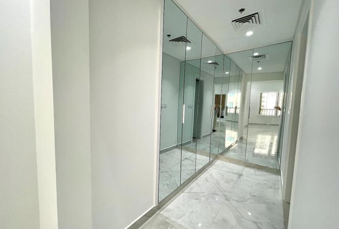 958445 - Property Image 2