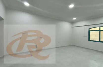 Empty Room image for: Apartment - 2 Bedrooms - 2 Bathrooms for rent in Madinat Khalifa South - Madinat Khalifa - Doha, Image 1