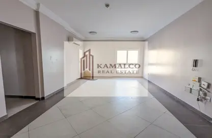 Apartment - 2 Bedrooms - 2 Bathrooms for rent in Al Sadd Road - Al Sadd - Doha