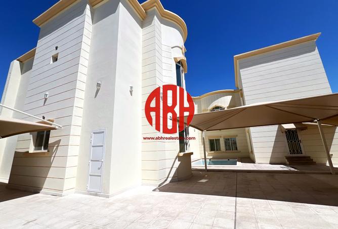 Villa - 7+ Bedrooms - 7+ Bathrooms for rent in Al Markhiya Street - Al Markhiya - Doha