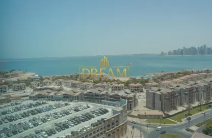 Apartment - 1 Bedroom - 2 Bathrooms for rent in Porto Arabia - The Pearl Island - Doha