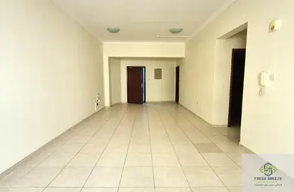 Apartment - 2 Bedrooms - 2 Bathrooms for rent in Muntazah 38 - Al Muntazah - Doha