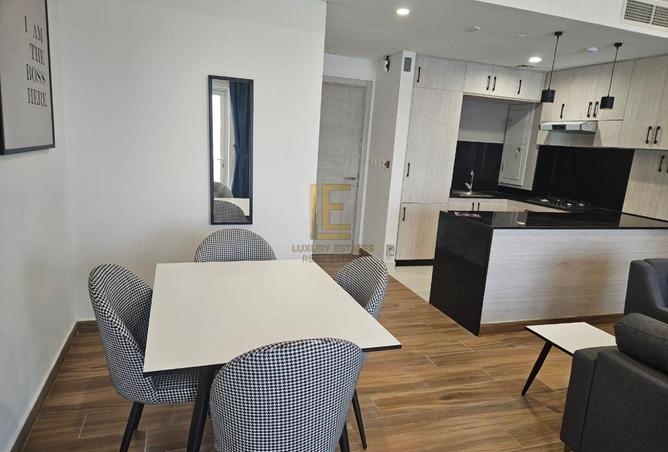 986491 - Property Image 2