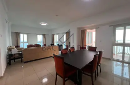 Apartment - 2 Bedrooms - 3 Bathrooms for rent in City Center Towers - West Bay - Doha