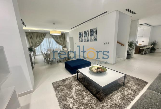 942902 - Property Image 2