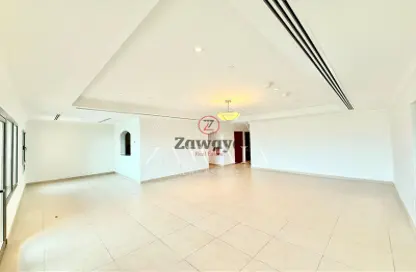Apartment - 2 Bedrooms - 3 Bathrooms for rent in Jumanah Tower 29 - Porto Arabia - The Pearl Island - Doha