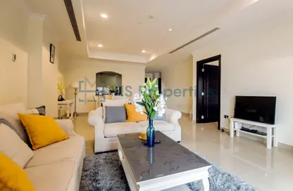 Apartment - 1 Bedroom - 2 Bathrooms for rent in West Porto Drive - Porto Arabia - The Pearl Island - Doha Apartment - 1 Bedroom - 2 Bathrooms for rent in West Porto Drive - Porto Arabia - The Pearl Island - Doha