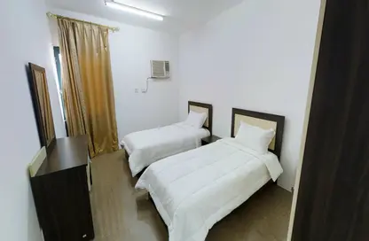 Room / Bedroom image for: Apartment - 2 Bedrooms - 2 Bathrooms for rent in Al Hitmi - Al Hitmi - Doha, Image 1