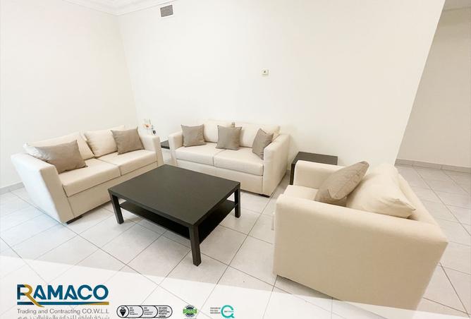 941537 - Property Image 2