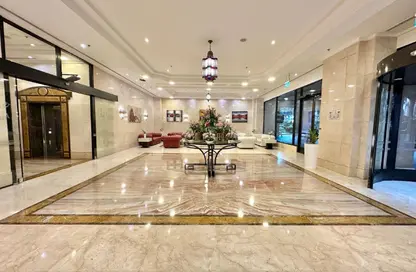 Apartment - 2 Bedrooms - 2 Bathrooms for rent in Porto Arabia - The Pearl Island - Doha