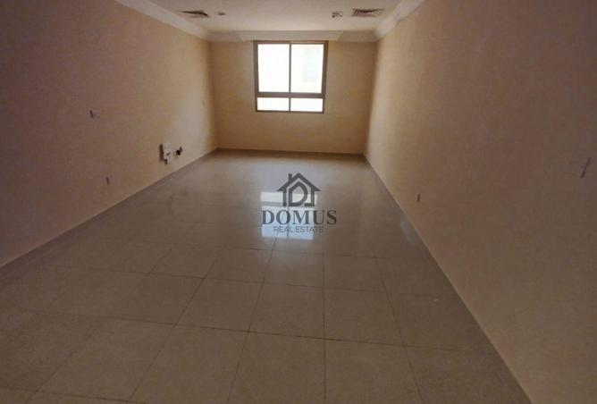 992544 - Property Main Image