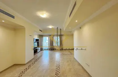 Apartment - 1 Bedroom - 2 Bathrooms for sale in East Porto Drive - Porto Arabia - The Pearl Island - Doha