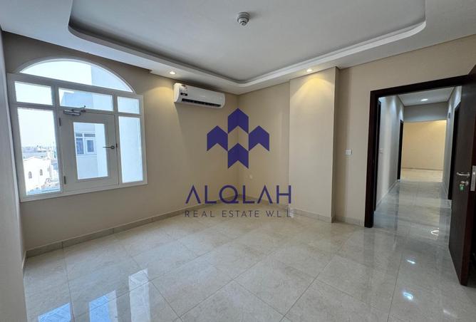 957154 - Property Image 2