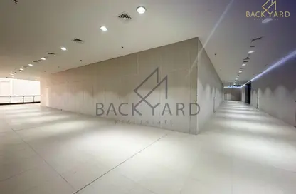 محل تجاري - استوديو - 6 حمامات للايجار في أم العمد - أم العمد - الشمال