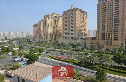 Apartment - 2 Bedrooms - 3 Bathrooms for rent in Mercato - Qanat Quartier - The Pearl Island - Doha