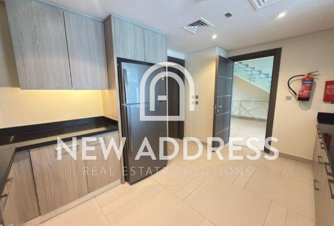 954410 - Property Image 2