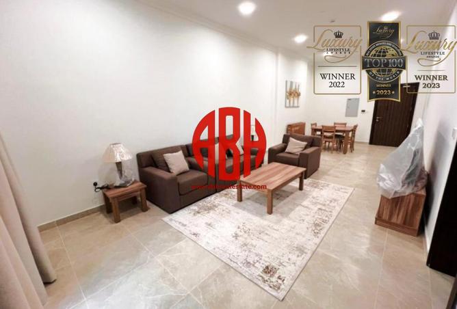 1003480 - Property Image 2