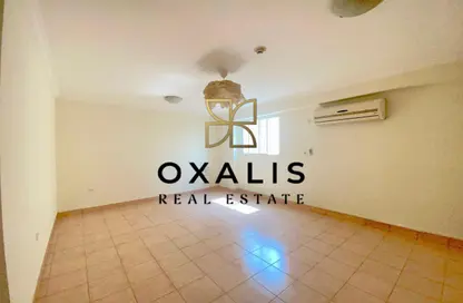 Apartment - 3 Bedrooms - 2 Bathrooms for rent in Al Sadd Road - Al Sadd - Doha