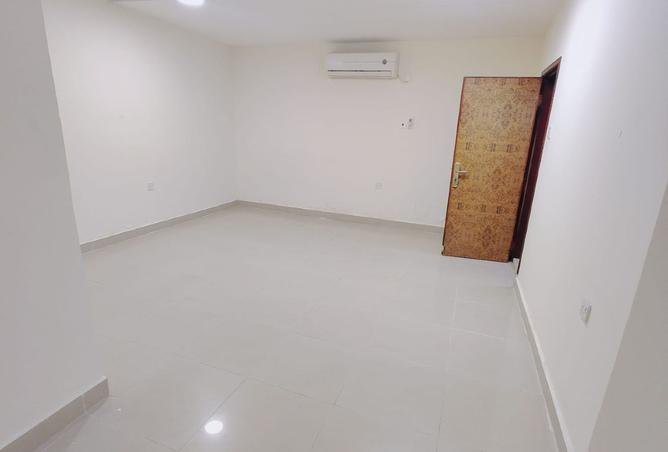 958741 - Property Image 3