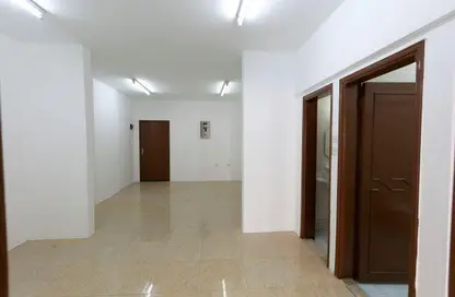 Apartment - 3 Bedrooms - 2 Bathrooms for rent in Bin Dirham Plaza - B-Ring Road - Doha