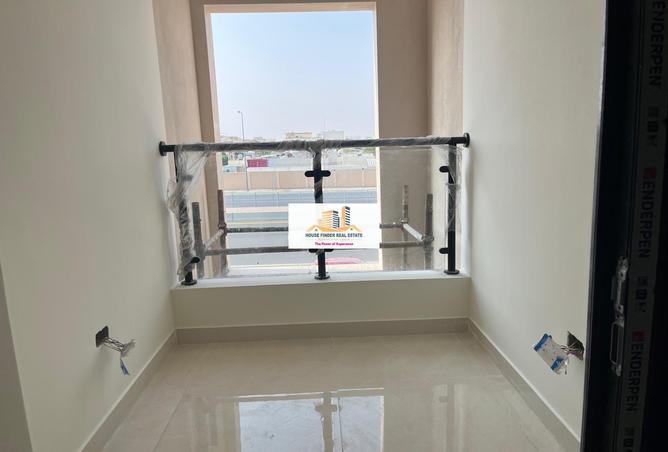 997821 - Property Image 3