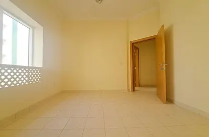 Apartment - 2 Bedrooms - 2 Bathrooms for rent in Fereej Bin Mahmoud North - Fereej Bin Mahmoud - Doha