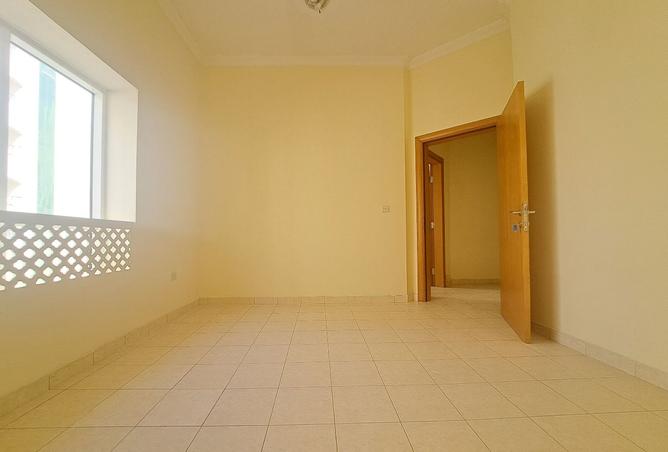 939869 - Property Main Image
