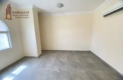 Apartment - 2 Bedrooms - 2 Bathrooms for rent in Al Muntazah Street - Al Muntazah - Doha
