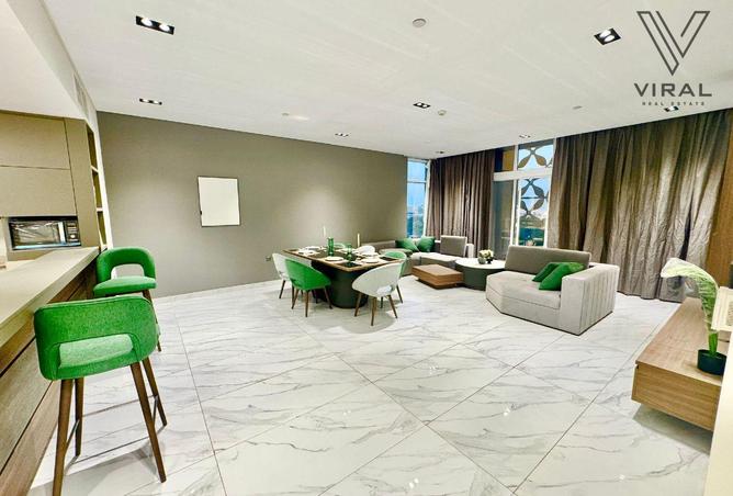 982735 - Property Image 2