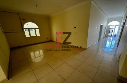 صورة لـ غرفة فارغة فيلا للايجار في الريان - الريان - الدوحة ، صورة رقم 1