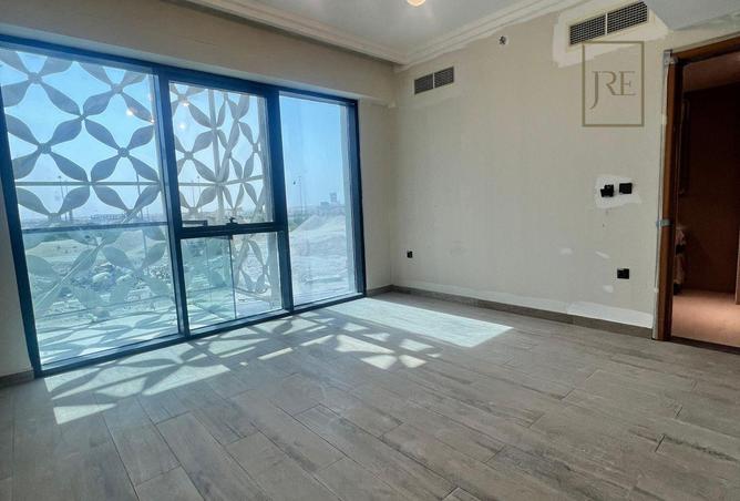 939717 - Property Image 2