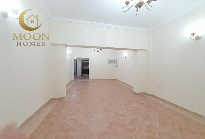 956267 - Property Main Image