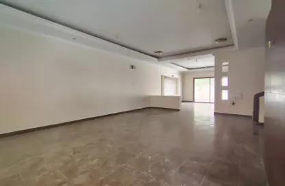 مجمع سكني - 3 غرف نوم - 3 حمامات للايجار في الثمامة - الثمامة - الدوحة