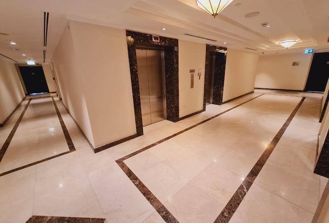 983290 - Property Image 2